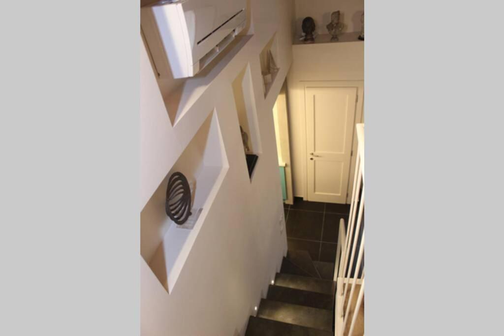 Art Apartment Santa Croce Suite Флоренция Экстерьер фото