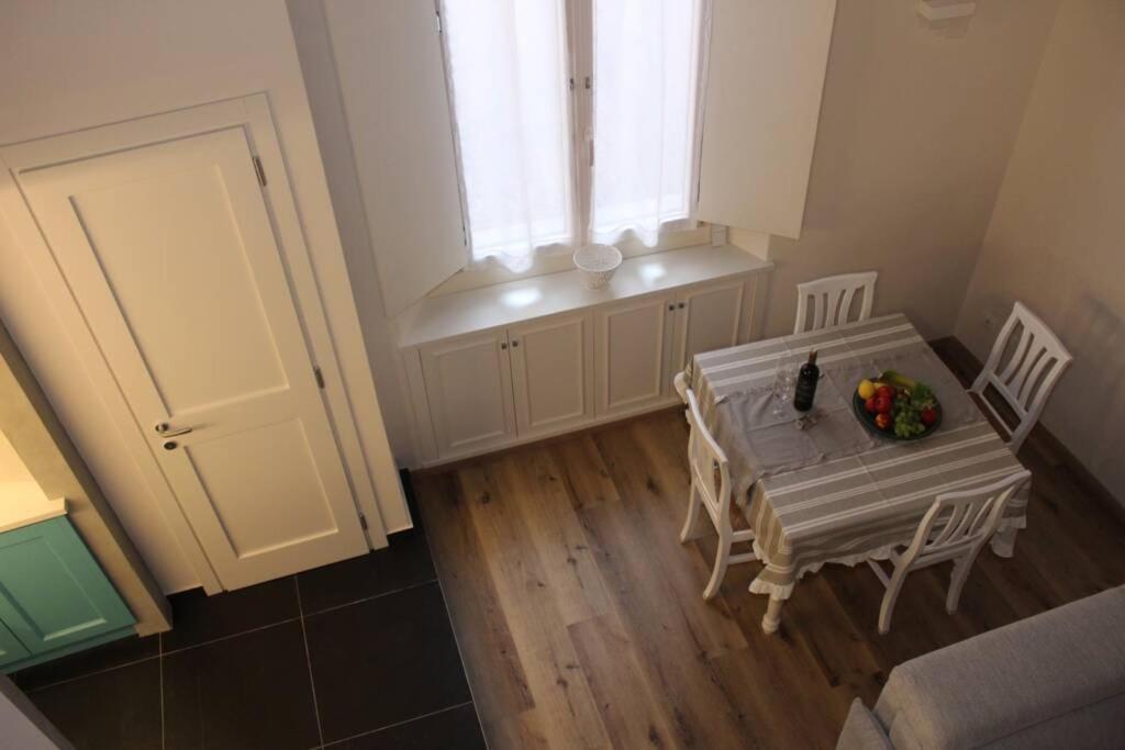 Art Apartment Santa Croce Suite Флоренция Экстерьер фото